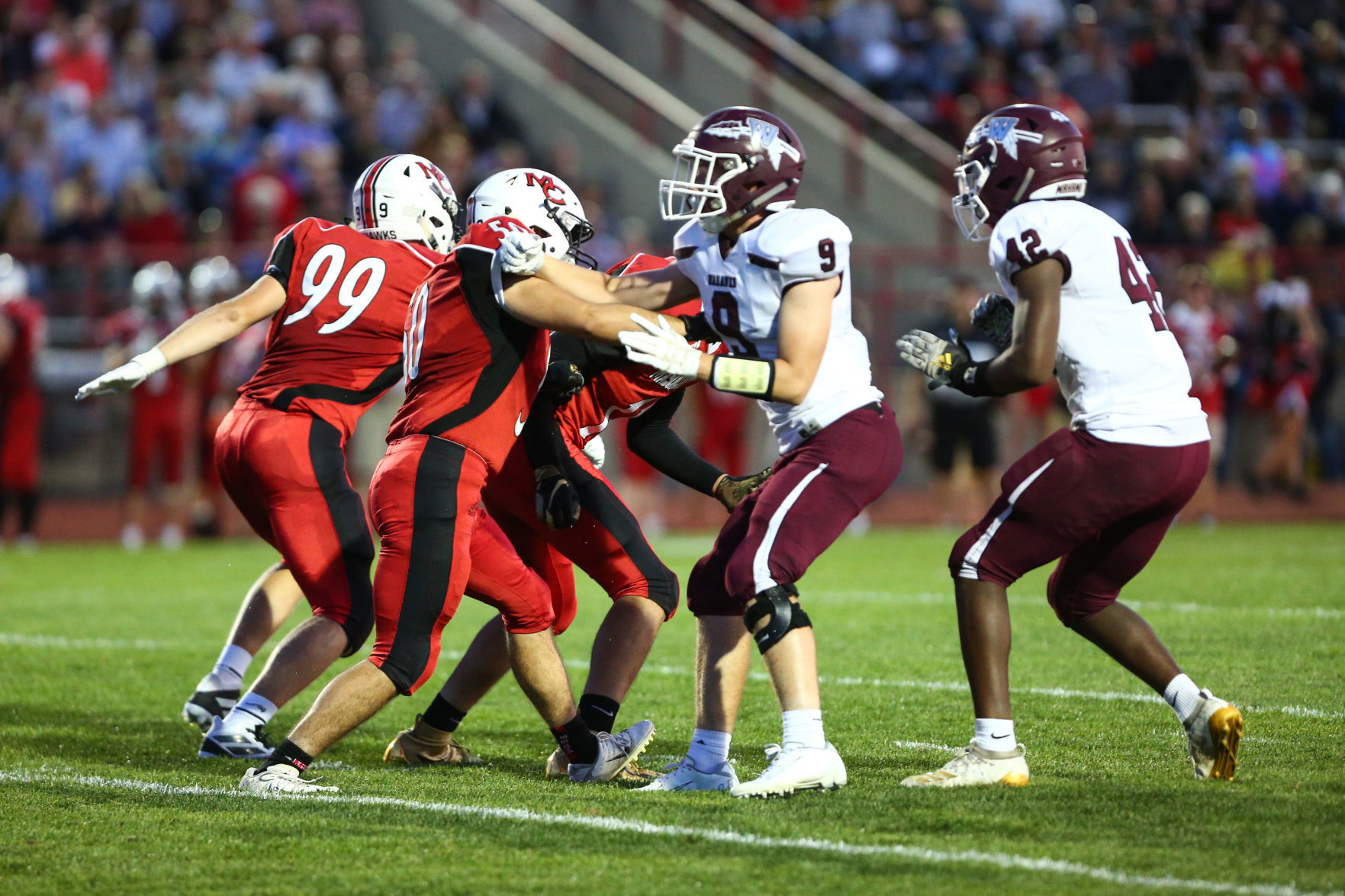 Mason City vs Waterloo West 09-06-2019 (25).jpg
